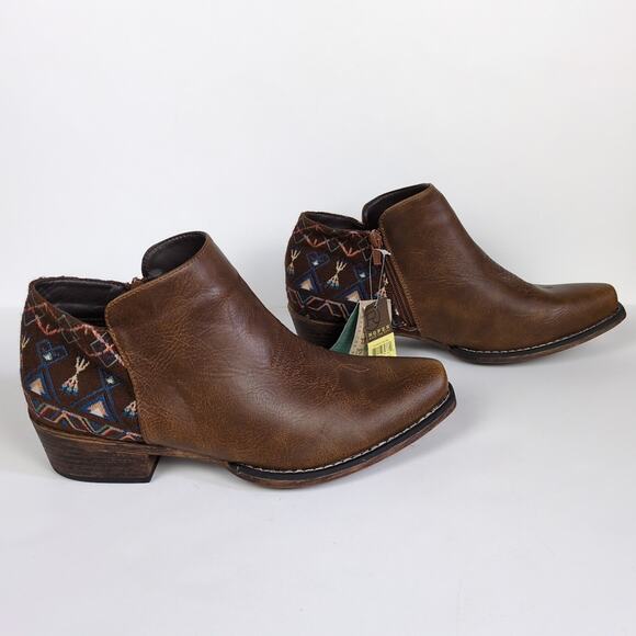 ROPER Brown Sedona Ankle Boots Aztec Heel Snip Toe Faux Leather Women's 11 - Picture 3 of 9